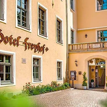 Freyhof 4*