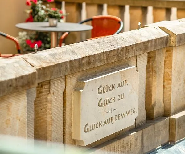 Freyhof Φράιμπεργκ